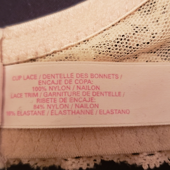 Victoria'S Secret lace bra cream color size 34D - Picture 7 of 12